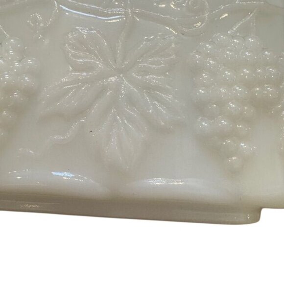 Anchor Hocking Milk Glass Planter Grapevine Design Rectangular Scalloped Edge - Picture 7 of 7